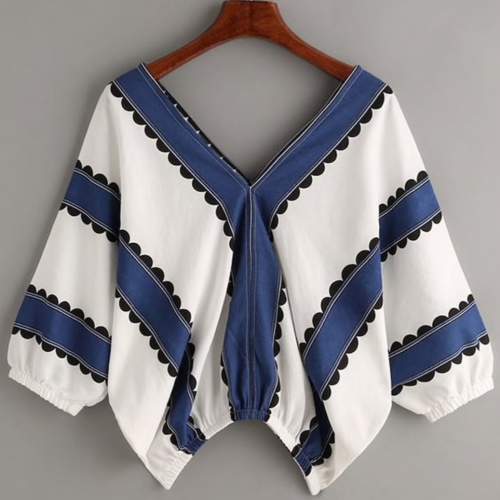 Balloon sleeve striped blouse